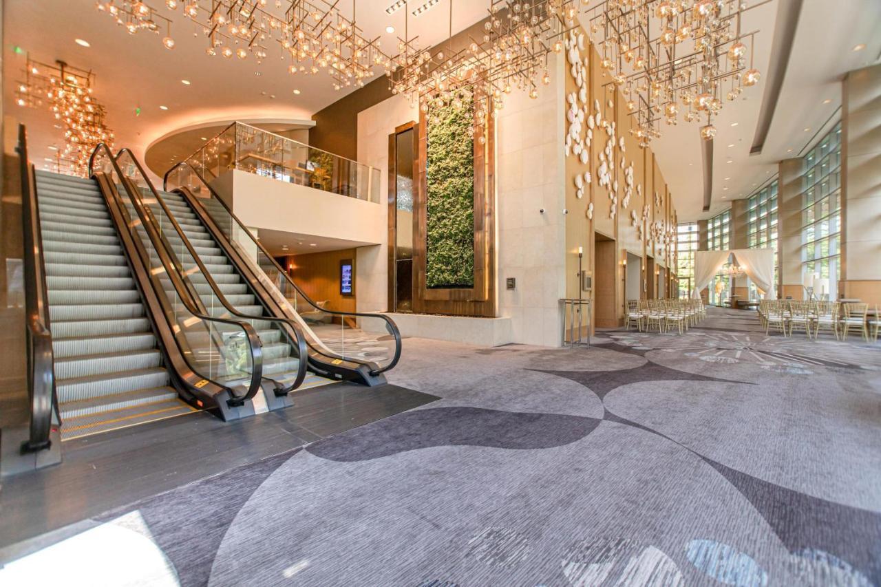 The Westin At The Woodlands Hotel Exterior photo