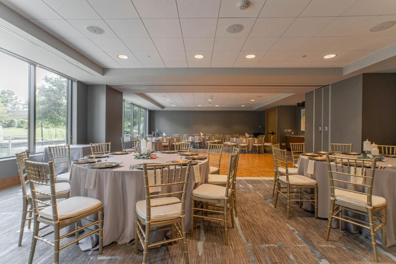 The Westin At The Woodlands Hotel Exterior photo