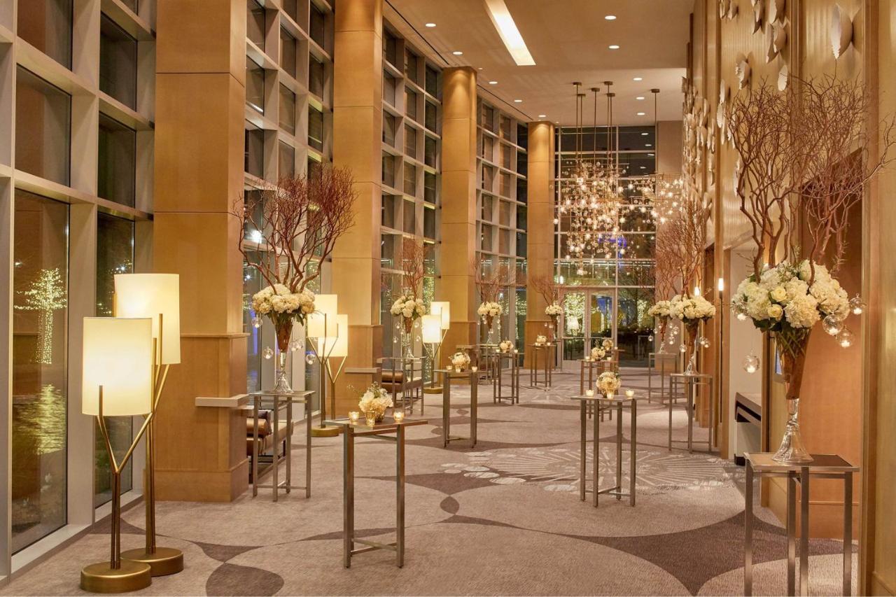 The Westin At The Woodlands Hotel Exterior photo